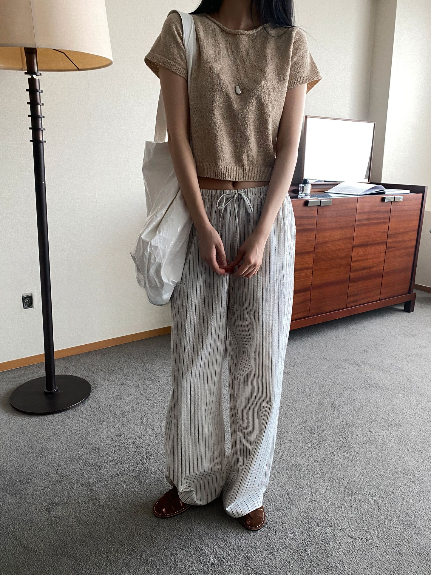 여름신상)) 부클 라운드 크롭 반팔니트 [mtzkz]