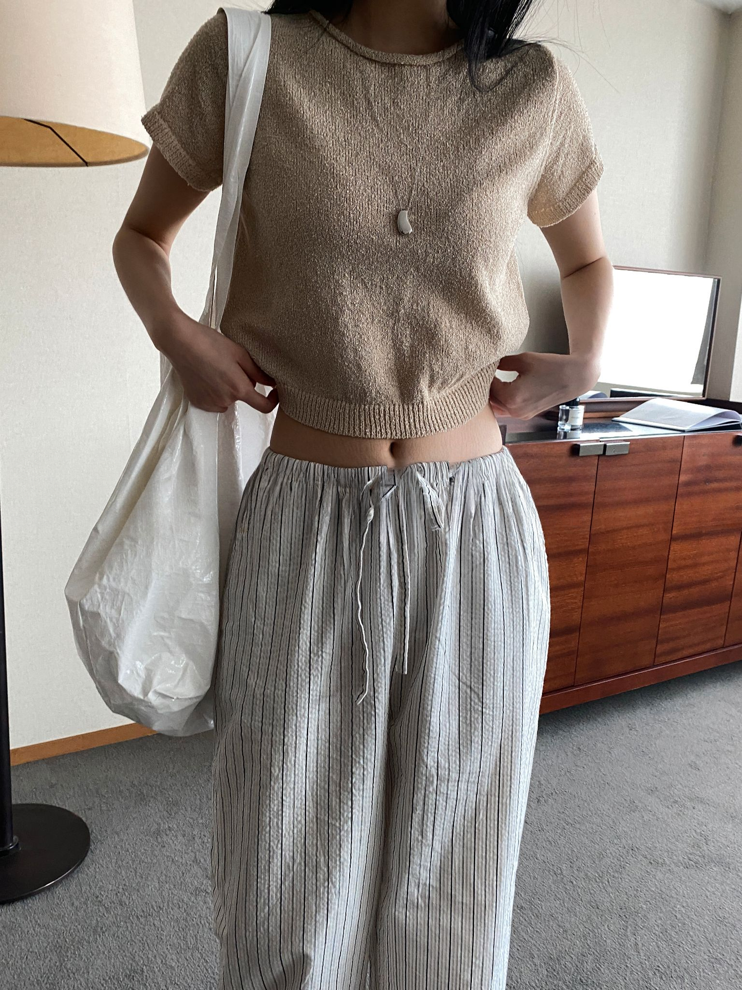 여름신상)) 부클 라운드 크롭 반팔니트 [mtzkz]