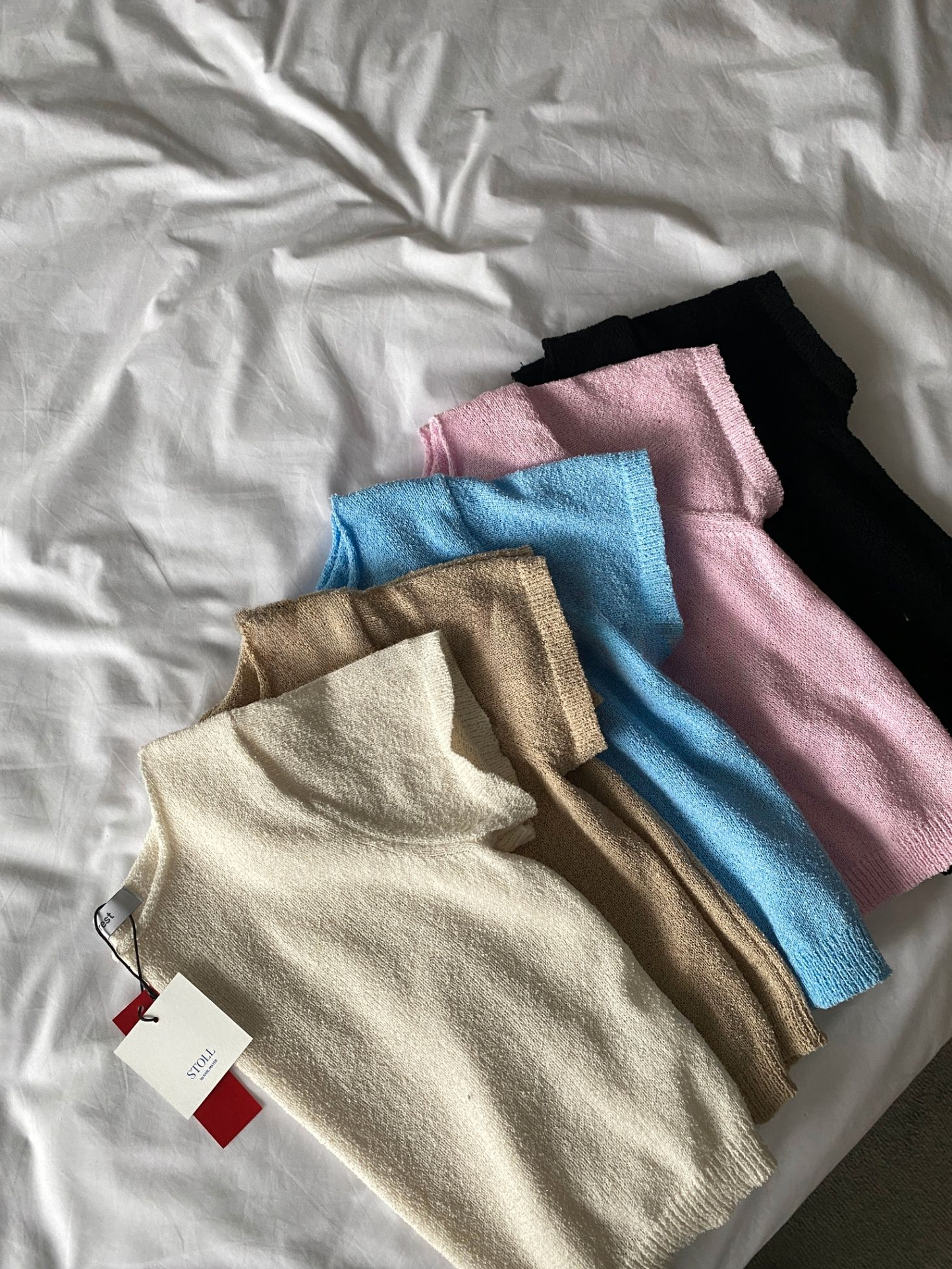 여름신상)) 부클 라운드 크롭 반팔니트 [mtzkz]