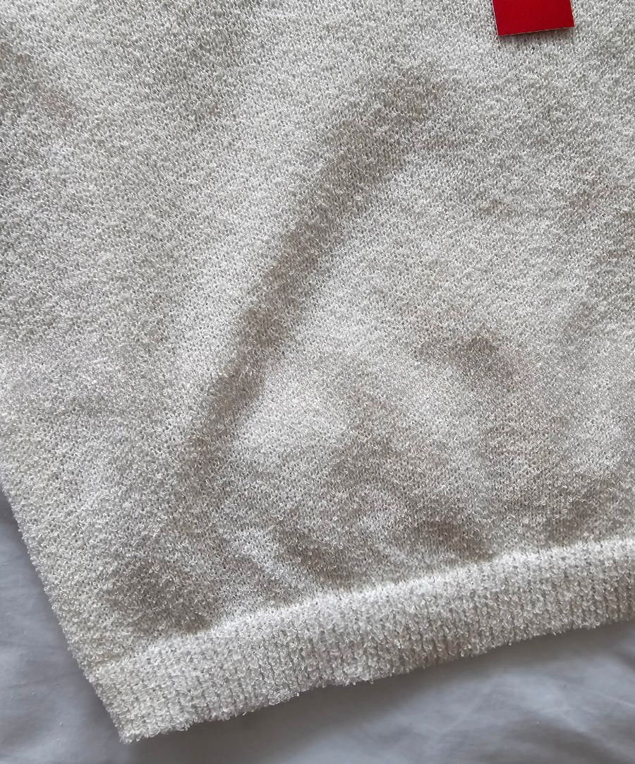 여름신상)) 부클 라운드 크롭 반팔니트 [mtzkz]