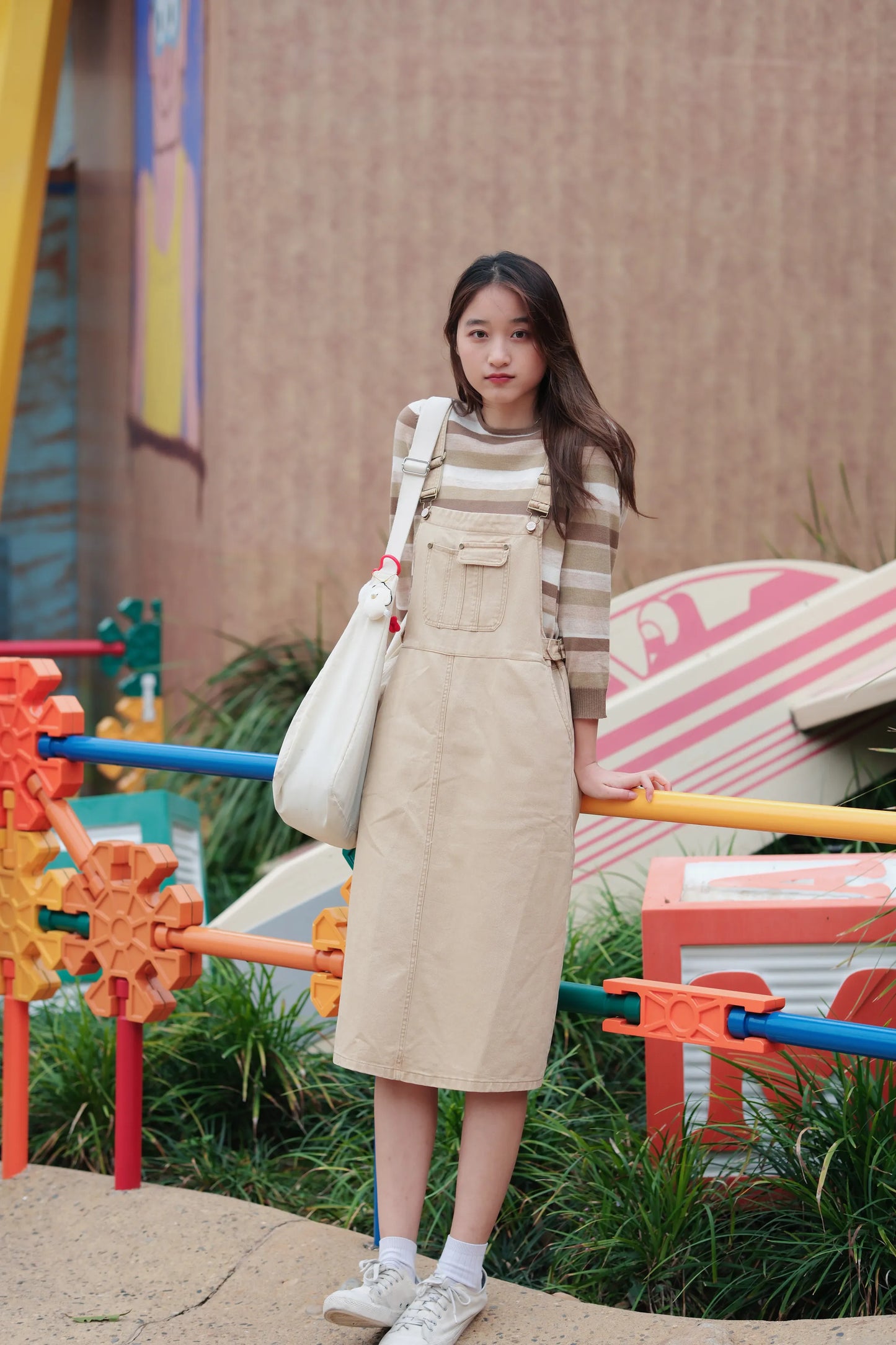 卡其色系工人裙＋上衣套裝