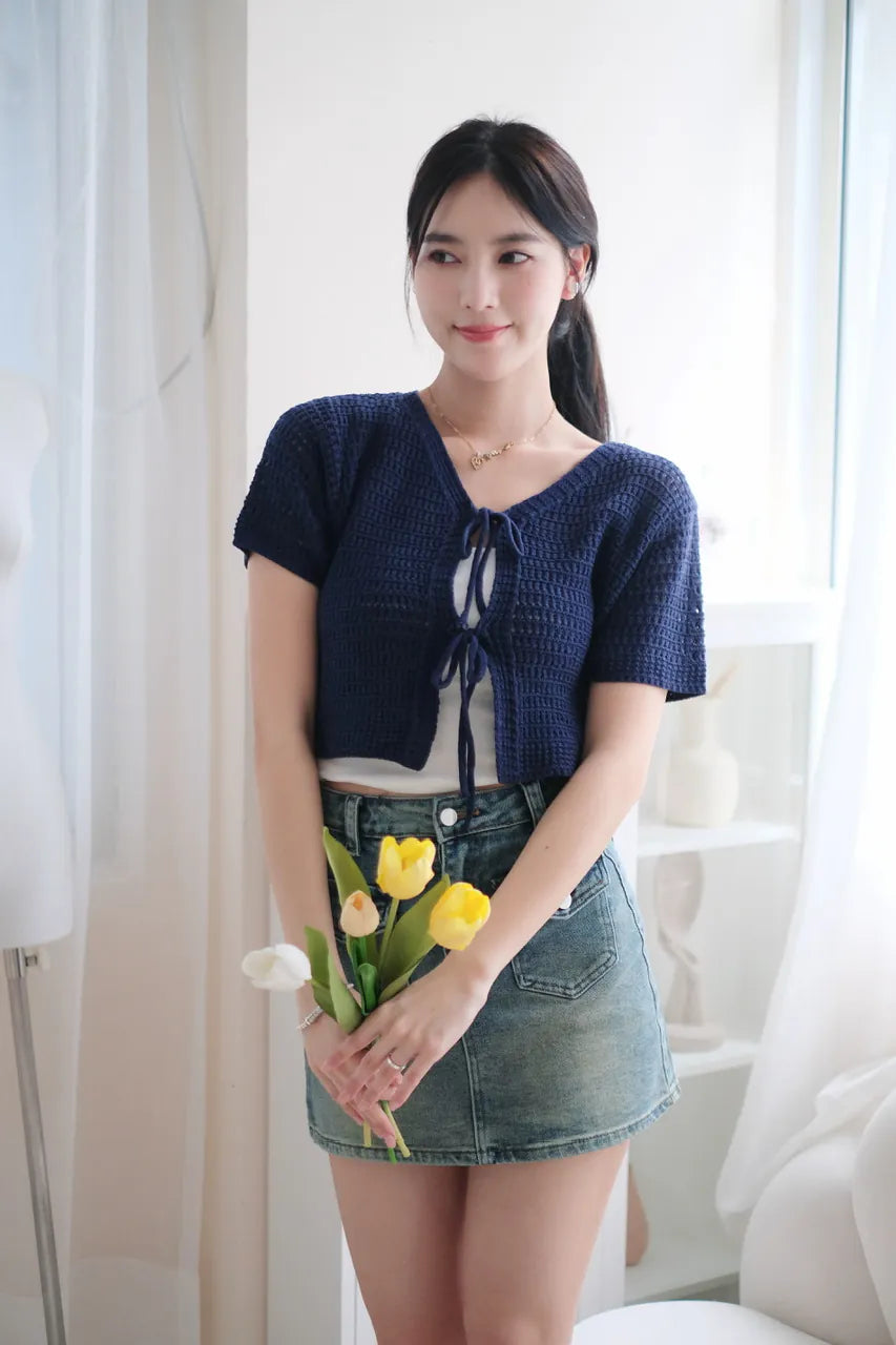 鏤空綁帶針織上衣