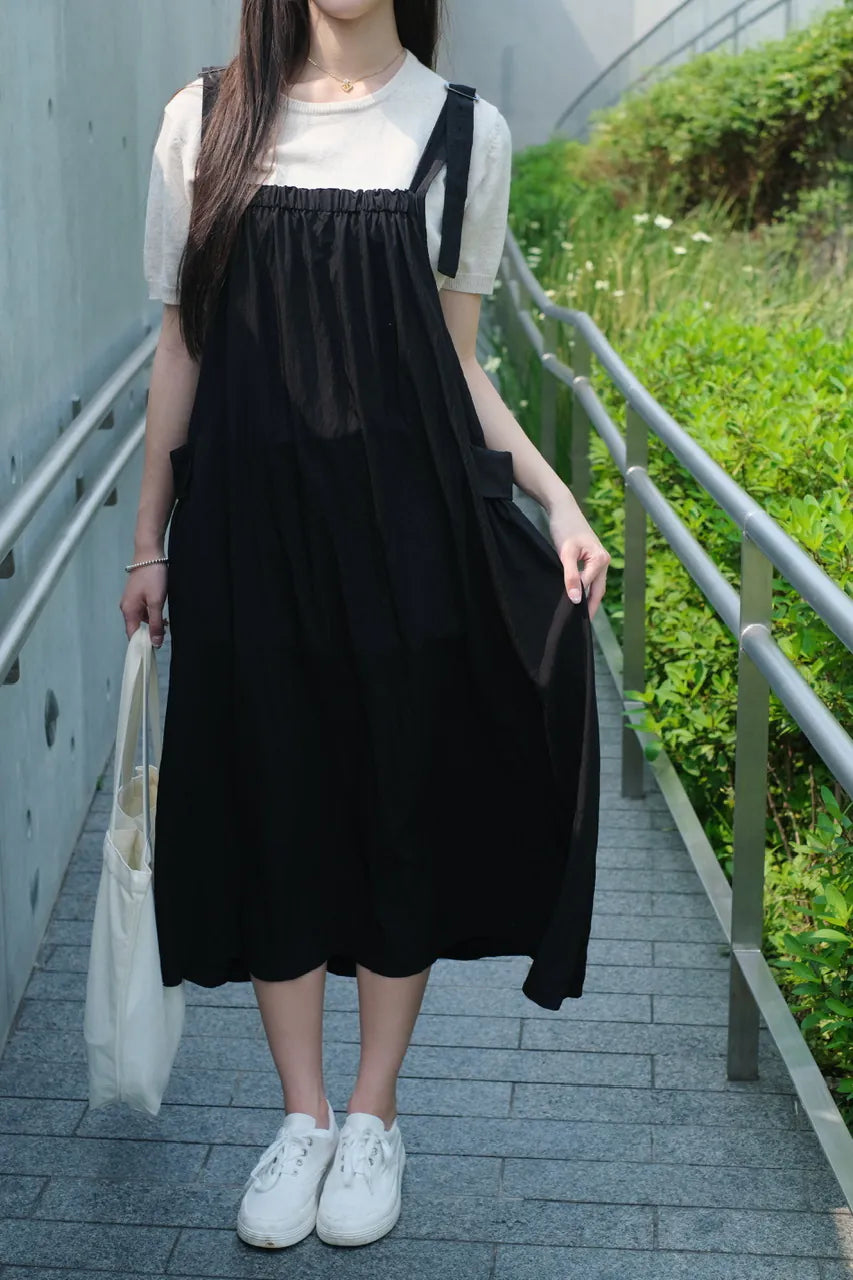 靚靚麻質吊帶裙